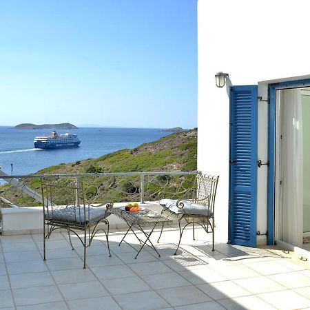 Andros Homes Sea Side Apartment & Studio Gavrio Bagian luar foto