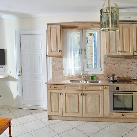 Andros Homes Sea Side Apartment & Studio Gavrio Bagian luar foto