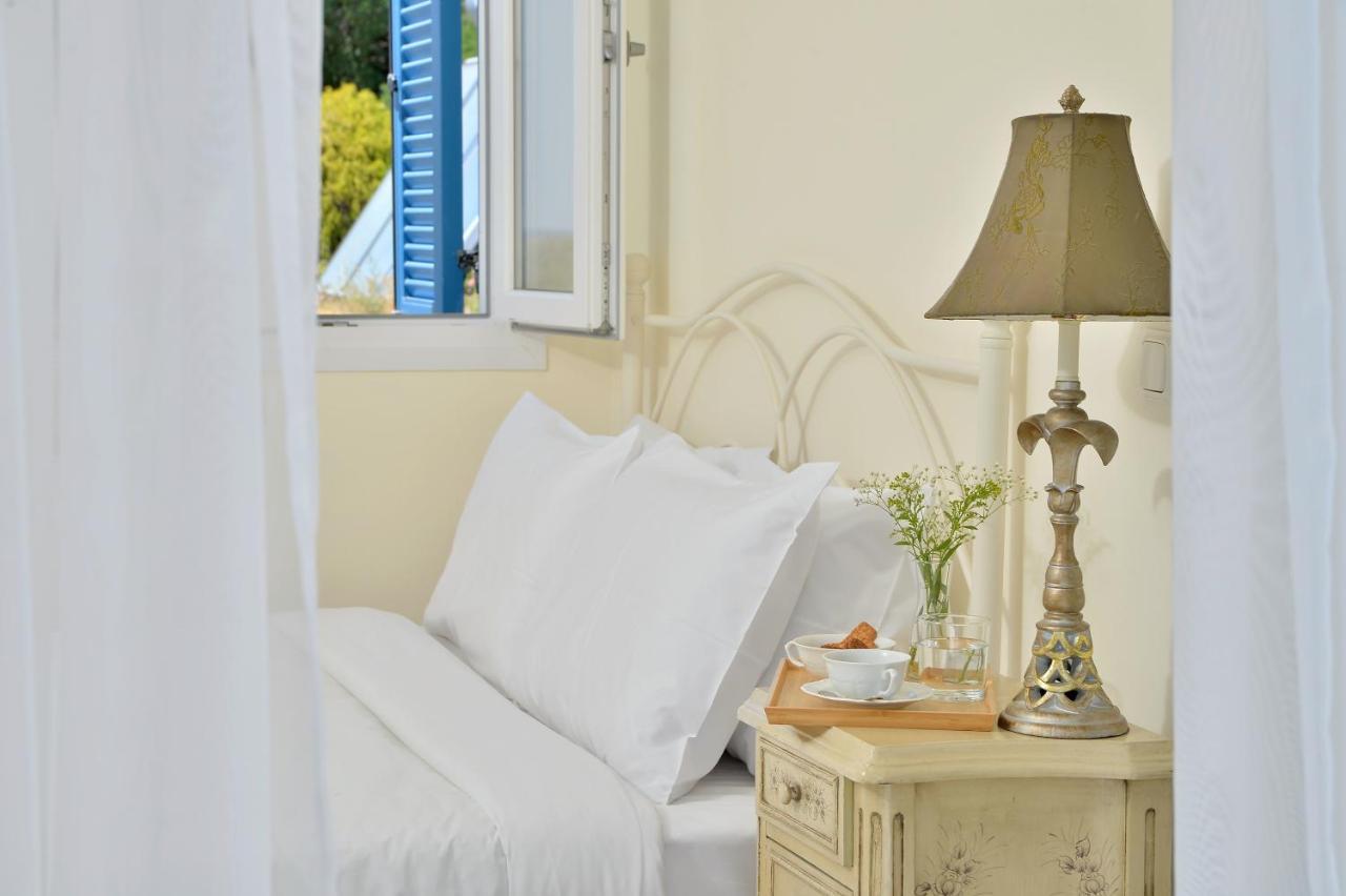 Andros Homes Sea Side Apartment & Studio Gavrio Bagian luar foto