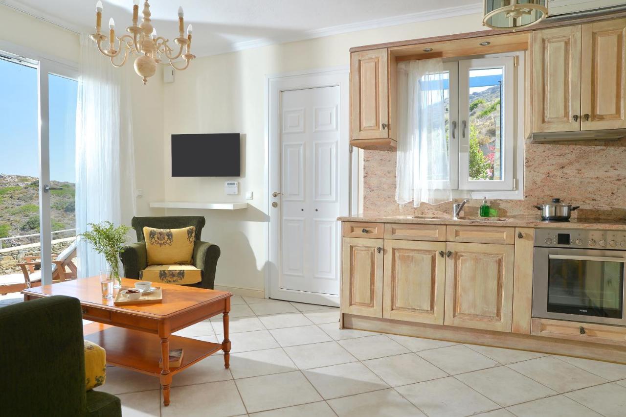 Andros Homes Sea Side Apartment & Studio Gavrio Bagian luar foto